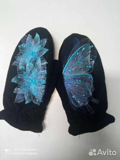 Варежки зимние с вышивкой