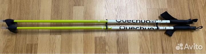 Лыжные ботинки и лыжные палки 105см