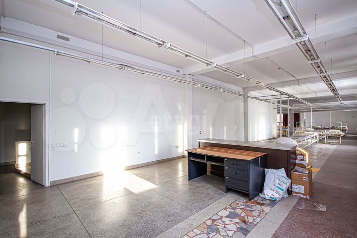 Продам помещение свободного назначения, 3685 м²