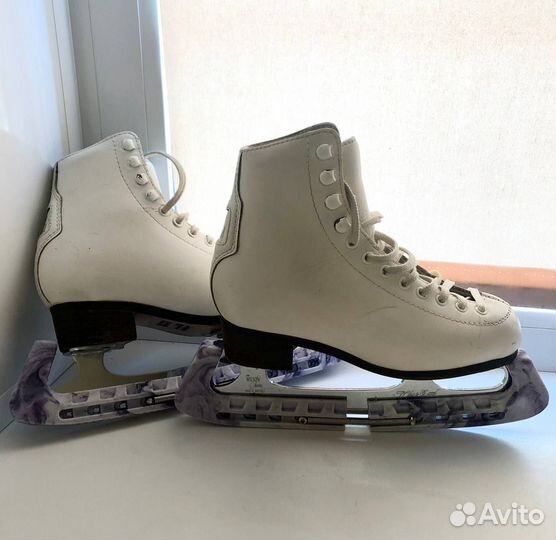 Фигурные коньки Wifa 32