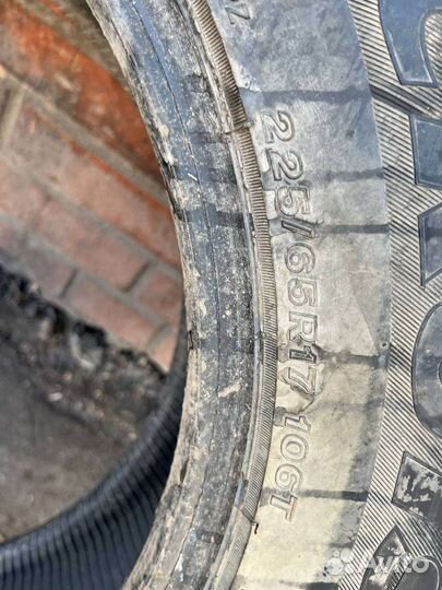 Bridgestone Ice Cruiser 7000 225/65 R17