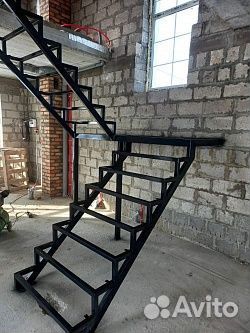 Каркас лестницы зигзаг