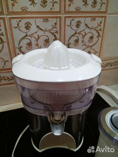 Соковыжималка Kambrook AJM 402