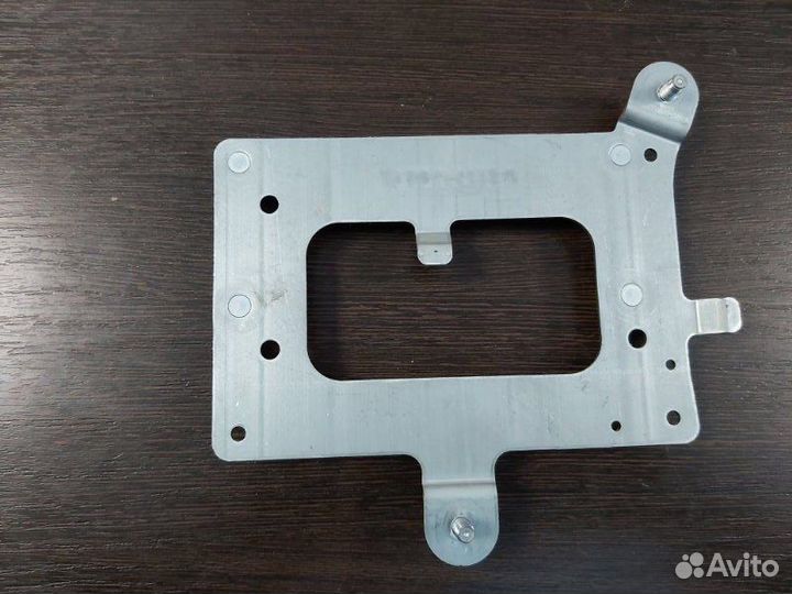 Кронштейн Mercedes S 500 4Matic W221 273 968 2008