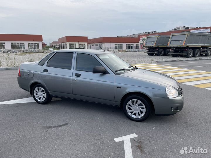 LADA Priora 1.6 МТ, 2013, 300 000 км