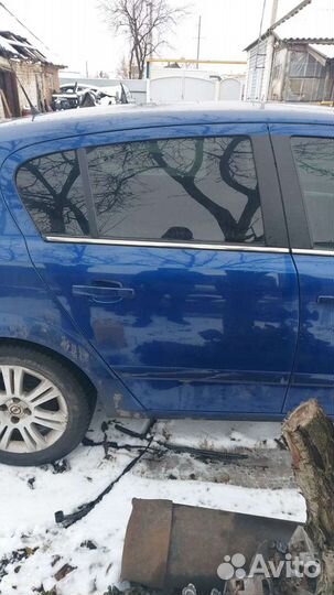 Opel astra h дверь