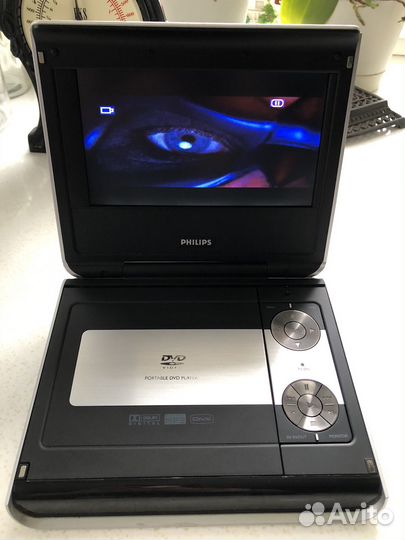 Портативный DVD проигрыватель Philips