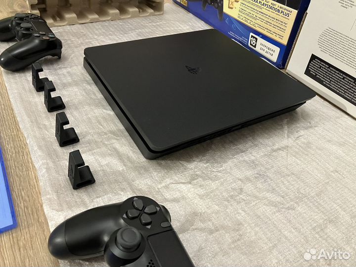 Sony playstation 4 slim 1tb (как новая)