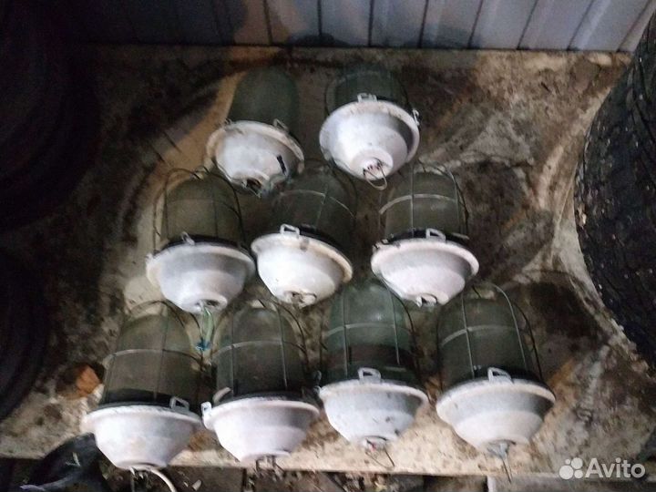 Светильники защищённые дача или гараж 9шт