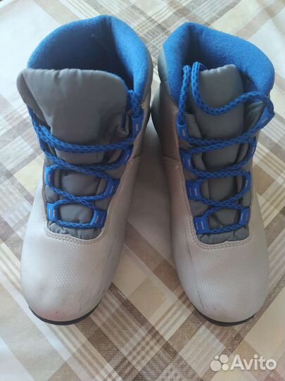 Лыжные ботинки 35 размер