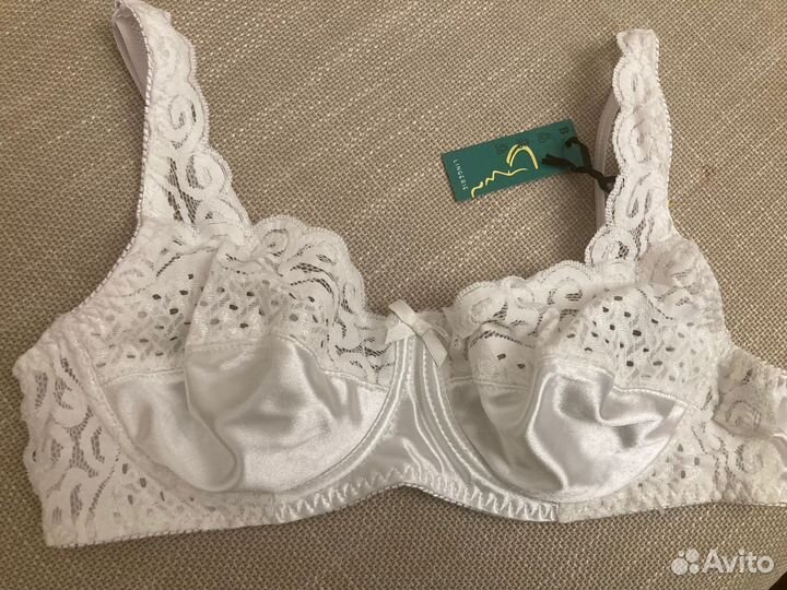 Бюстгальтер новый белый jalbonne, 80 В