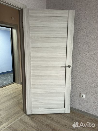 Дверь межконатная