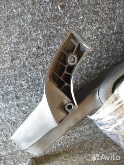 Зеркало заднего вида боковое