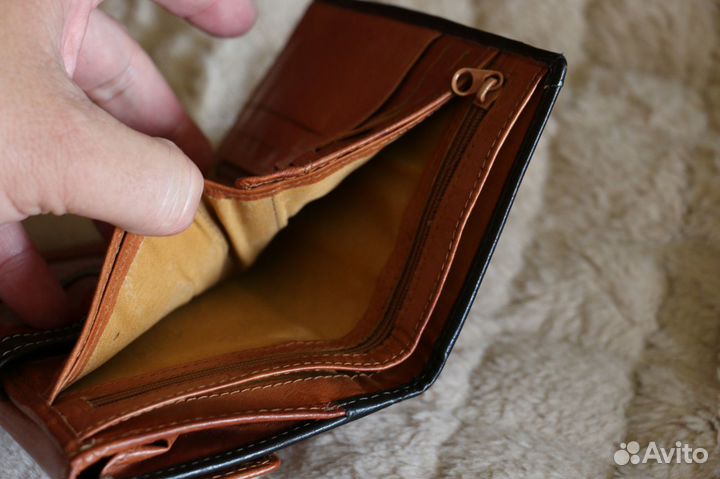 Портмоне.Кожа