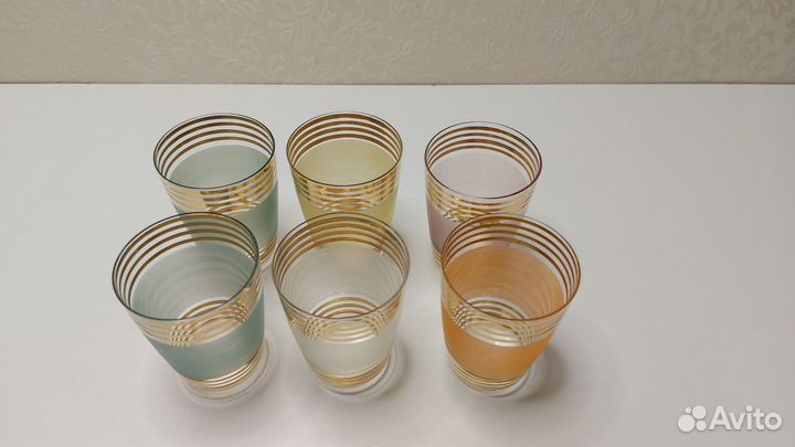 Стопка цветное стекло