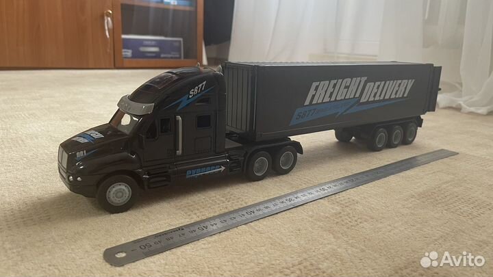 Машина на пульте управления