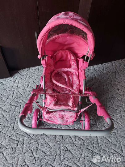 Коляска кукольная