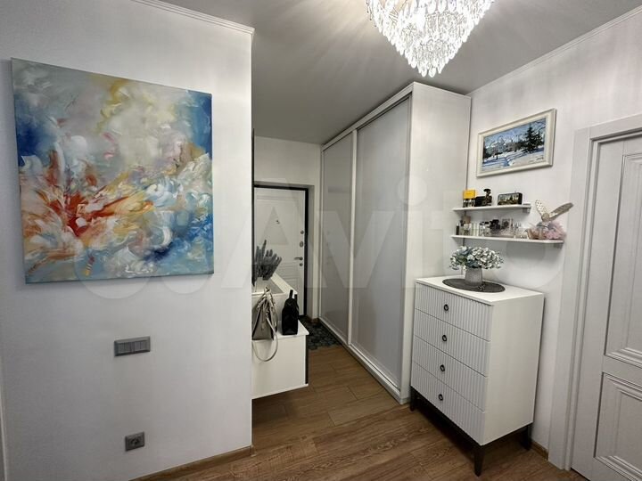 3-к. квартира, 90 м², 17/22 эт.