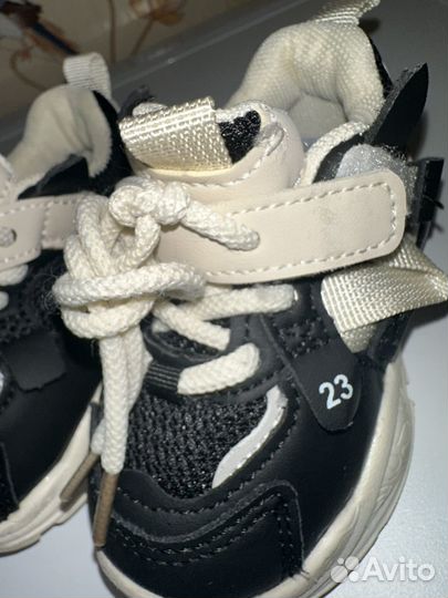 Кроссовки для малышей 21р