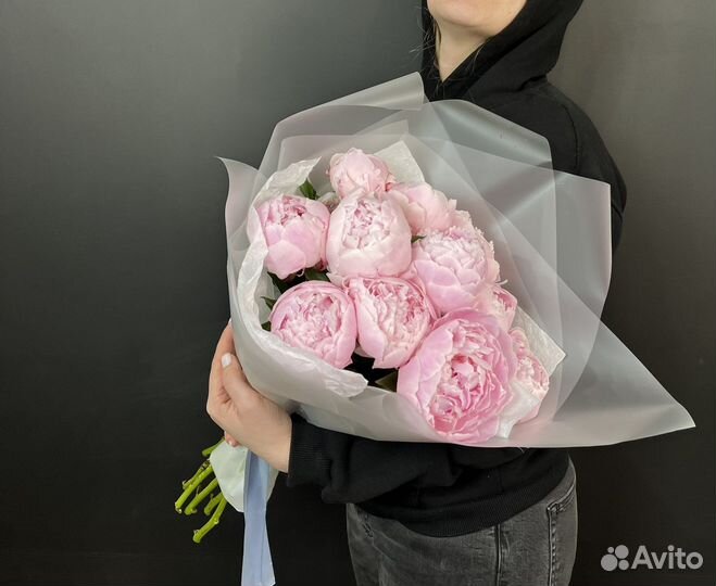 Букет пионов с доставкой