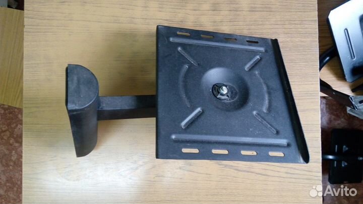 Полка для колонок (кроншейн) бу