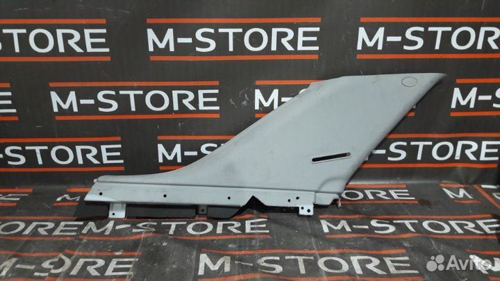 Обшивка стойки задняя левая Mercedes-Benz M-Class