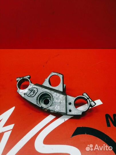 Верхняя траверса Kawasaki ZZR400 90-92