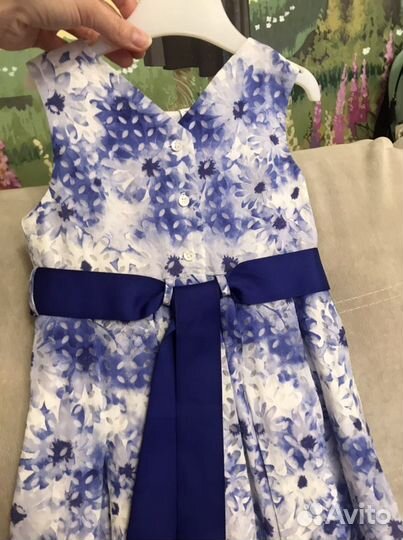 Платье праздничное