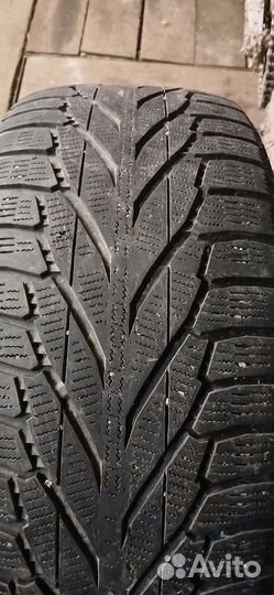 Nokian Tyres Hakkapeliitta R2 SUV 235/55 R18 104R