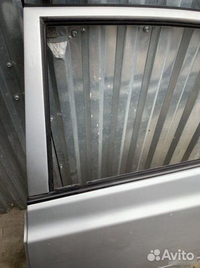 Дверь задняя левая Hyundai Accent седан 1.5 G4EC