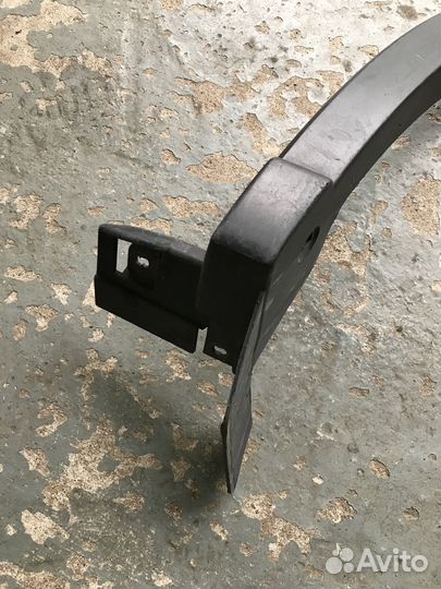 Накладка задней левой арки Nissan X-Trail T31