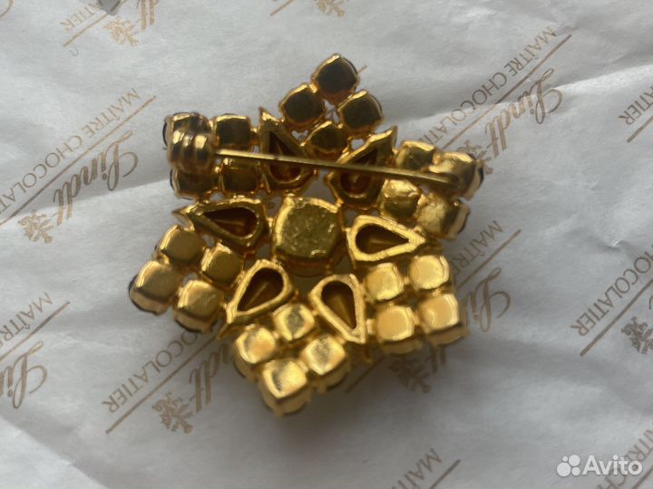 Брошь винтаж Чехия Германия гранатовое стекло