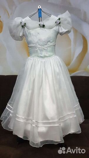 Платье праздничное