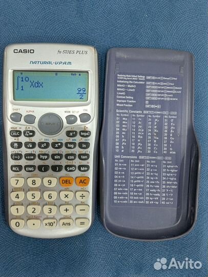 Научный калькулятор Casio fx-570ES Plus