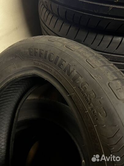 Goodyear EfficientGrip 215/55 R17 98W