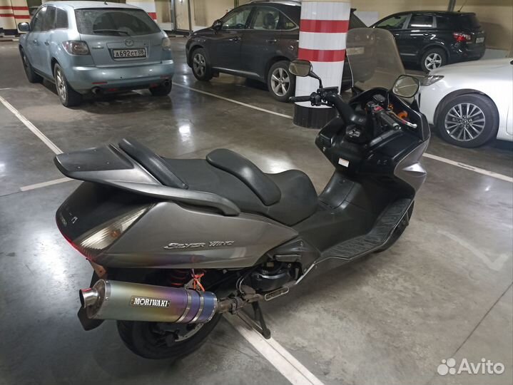 Honda FJS400 silver wing