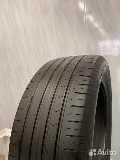 Continental ContiPremiumContact 5 215/55 R17 V