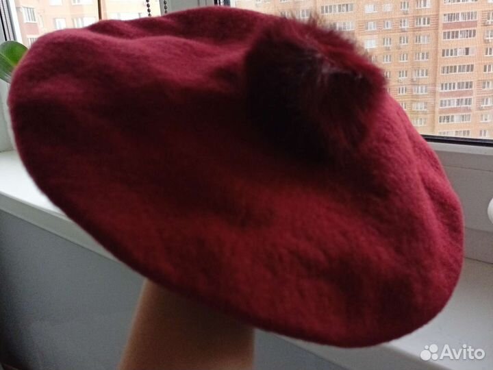 Берет Чехия Tonak шерсть красный бордовый с помпон