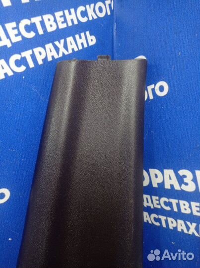 Обшивка средней стойки Brilliance M2 седан 4G93