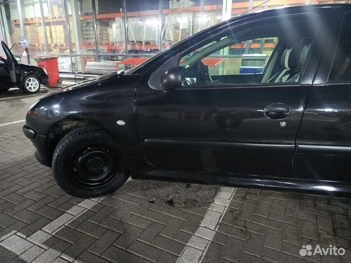 Peugeot 206 1.4 МТ, 2006, 225 000 км