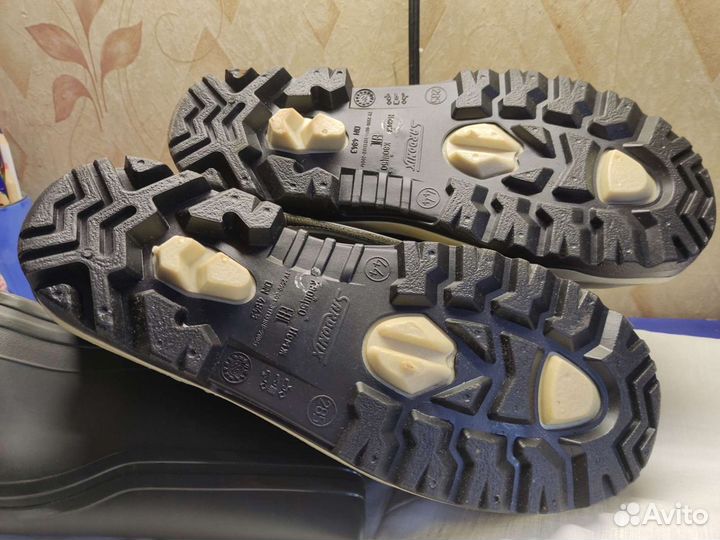 Сапоги резиновые