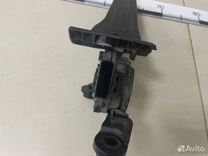 Педаль газа Hyundai i30 GD 2012