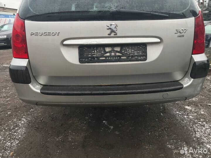 Бампер задний Peugeot 307 SW рест