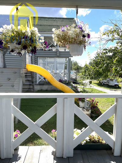 Коттедж 270 м² на участке 45 сот.