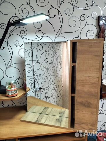 Шкаф с зеркалом в ванную