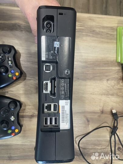 Xbox 360 slim с кинектом