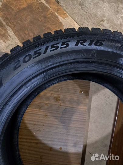 Pirelli Ice Zero 205/55 R16