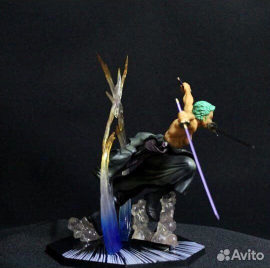 Фигурка аниме Рорено Зоро