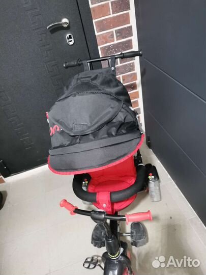 Трехколесный велосипед