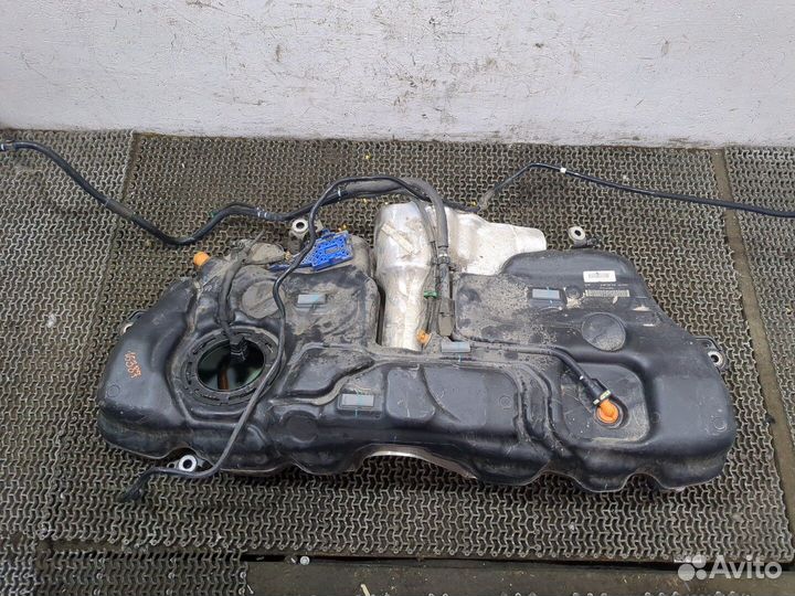 Бак топливный Volvo S90, 2018